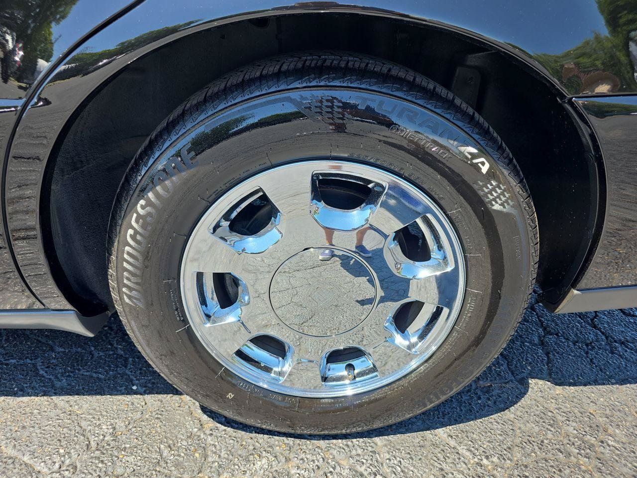 Used 2000 Cadillac De Ville w/ Comfort/Convenience Pkg FWD image 29