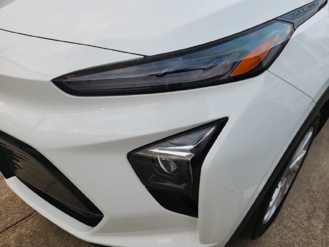 Used 2023 Chevrolet Bolt EUV LT FWD image 8