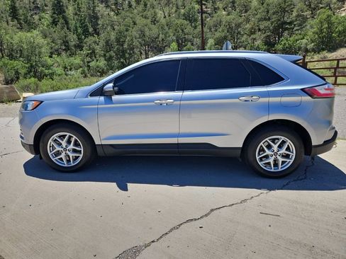 Used 2022 Ford Edge SEL w/ Convenience Package AWD/4WD image 8