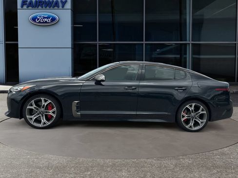 Used 2018 Kia Stinger GT2 AWD/4WD image 8