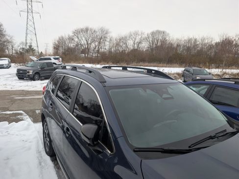 Certified 2024 Subaru Ascent Limited w/ Technology Package image 7