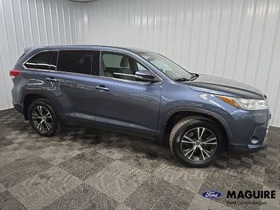 Used 2019 Toyota Highlander LE