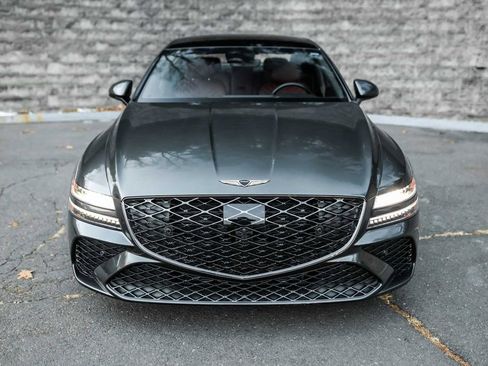 Used 2025 Genesis G80 2.5T Sport Prestige image 2