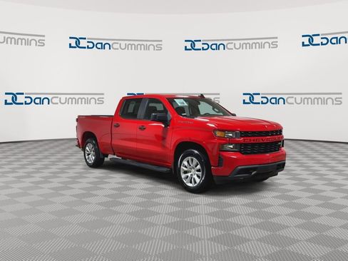 Used 2022 Chevrolet Silverado 1500 Custom image 3