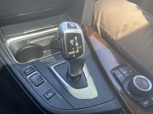 Used 2015 BMW 328i xDrive Sedan AWD/4WD image 6