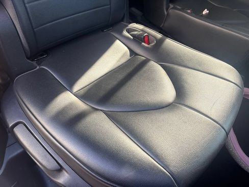 Used 2020 Toyota Highlander XLE AWD/4WD image 26