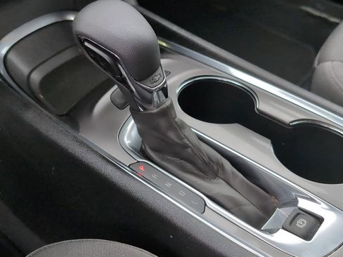 Used 2023 Chevrolet Malibu LT image 21