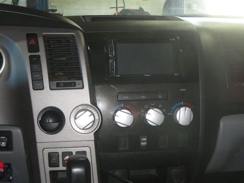 Used 2012 Toyota Tundra DOUBLE CAB SR5 TUNDRA LOW MILE image 37