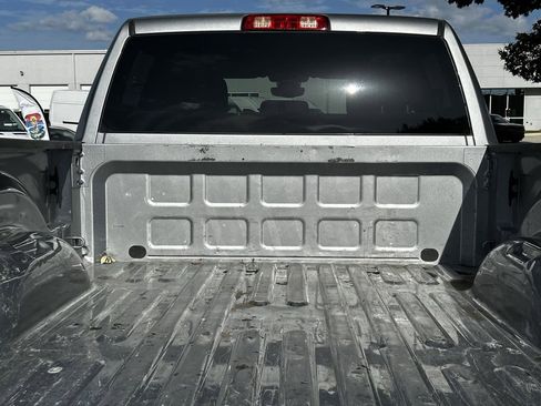Used 2024 RAM 2500 Big Horn AWD/4WD image 33