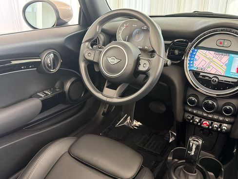 Used 2024 MINI Cooper S FWD image 29