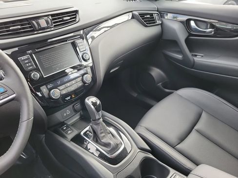 Certified 2022 Nissan Rogue Sport SL w/ Premium Package image 30