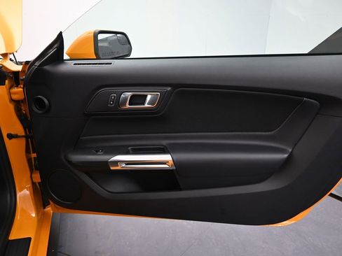 Used 2018 Ford Mustang Coupe w/ Ecoboost Performance Package image 15