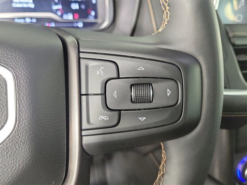 Used 2023 GMC Yukon AT4 w/ AT4 Premium Plus Package image 24