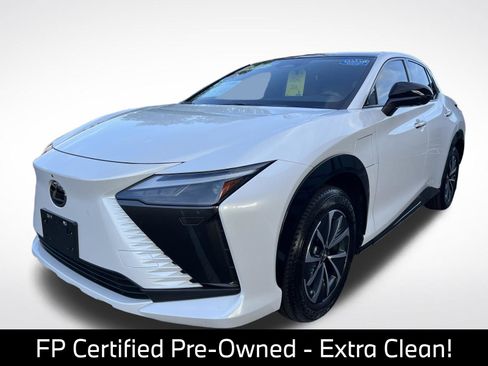 Used 2024 Lexus RZ 300e Premium w/ Accessory Package (2T) FWD image 6
