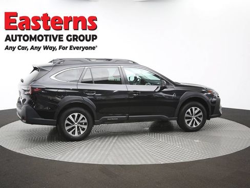 Used 2023 Subaru Outback Premium AWD/4WD image 41