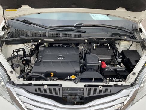 Used 2011 Toyota Sienna Limited w/ Premium Pkg AWD/4WD image 61