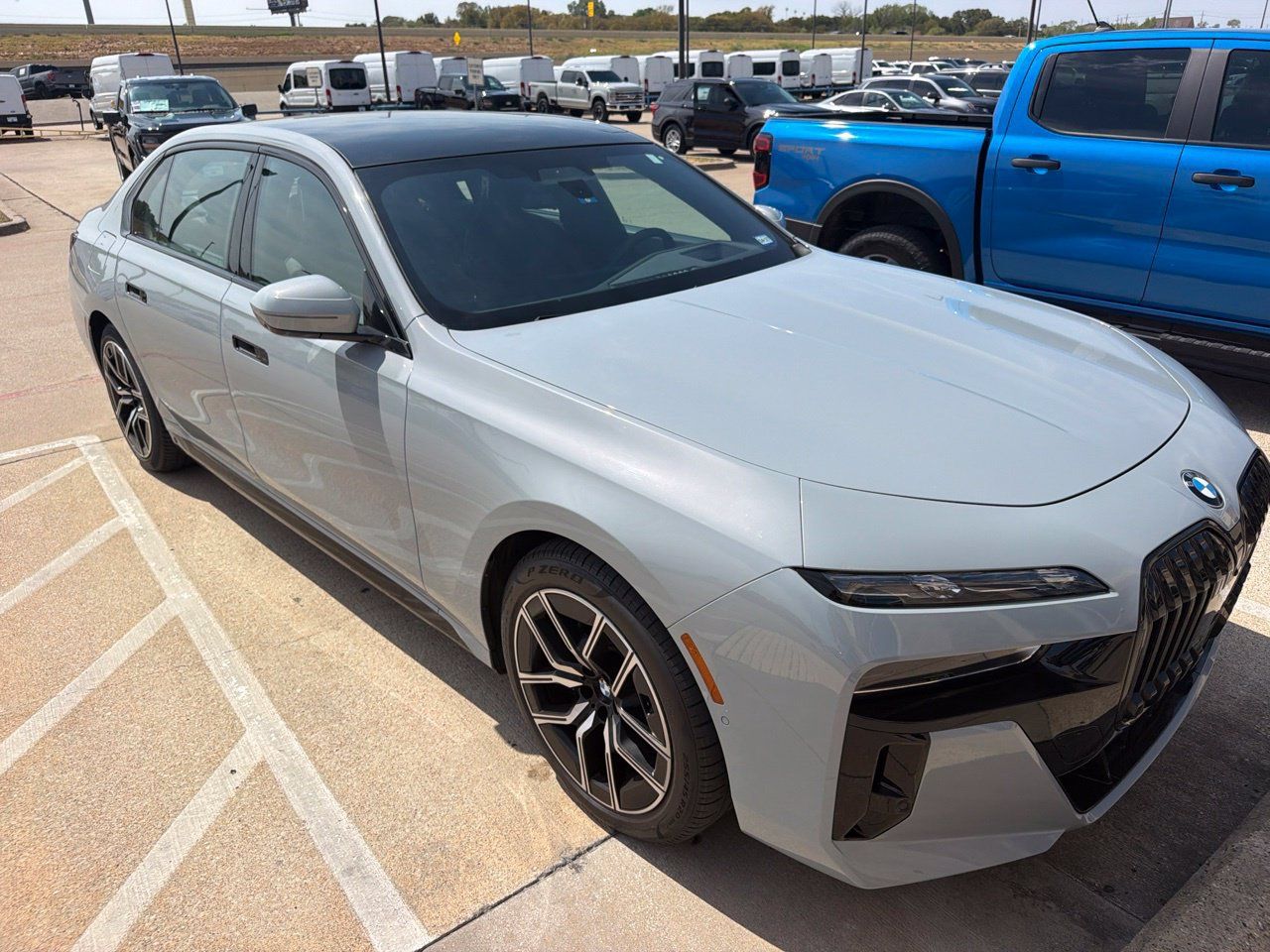 Used 2023 BMW 740i w/ Executive Package RWD image 6