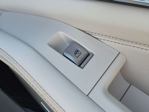 Used 2024 BMW X7 M60i w/ Executive Package AWD/4WD image 39