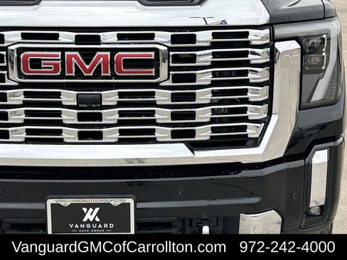 New 2026 GMC Sierra 2500 Denali w/ Denali Reserve Package AWD/4WD image 10