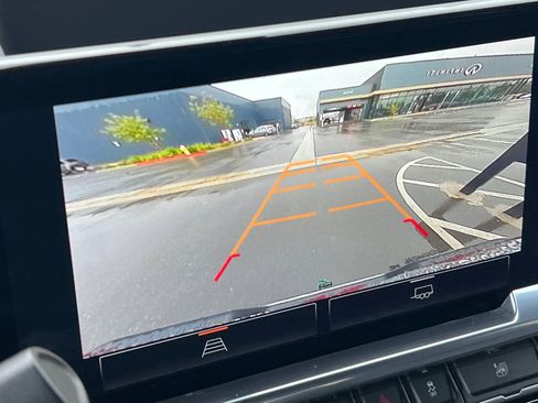 Used 2024 GMC Sierra 1500 SLT image 26