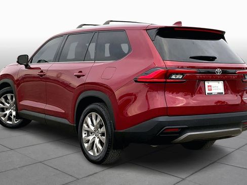 Used 2024 Toyota Grand Highlander Limited image 11