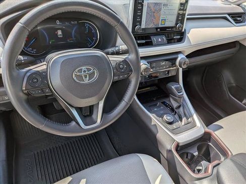 Used 2021 Toyota RAV4 Limited AWD/4WD image 10
