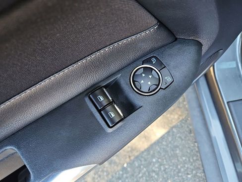 Used 2019 Ford Mustang GT RWD image 24