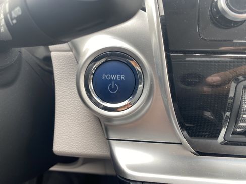 Used 2018 Toyota Mirai image 24