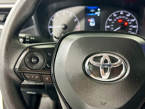 Used 2024 Toyota Corolla LE FWD image 17