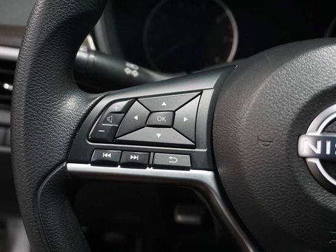 Used 2023 Nissan Altima 2.5 SV image 24