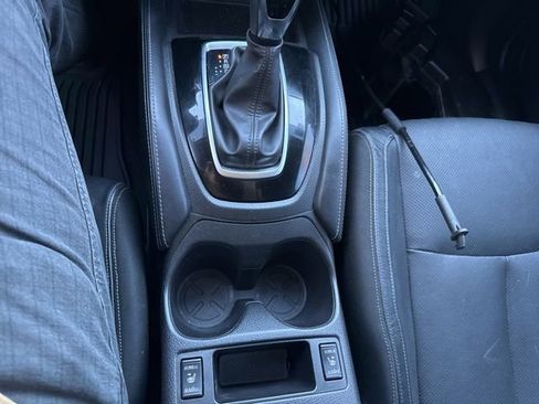 Used 2018 Nissan Rogue Sport SL image 19