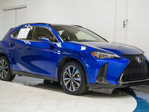 Used 2023 Lexus UX 250h F Sport image 5