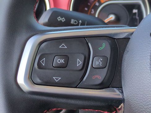 Used 2023 Jeep Gladiator Rubicon w/ Cold Weather Group image 28