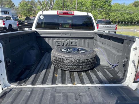 Used 2022 GMC Canyon AT4 w/ Trailering Package AWD/4WD image 14