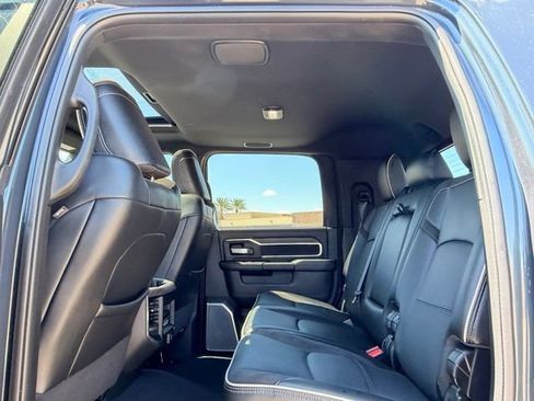 Used 2025 RAM 3500 Laramie AWD/4WD image 18