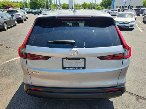 Used 2024 Honda CR-V EX-L image 5