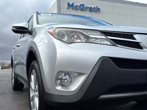 Used 2014 Toyota RAV4 Limited image 11