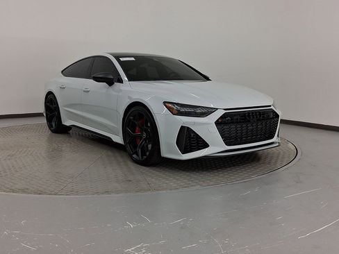 Used 2025 Audi RS 7 Performance image 7