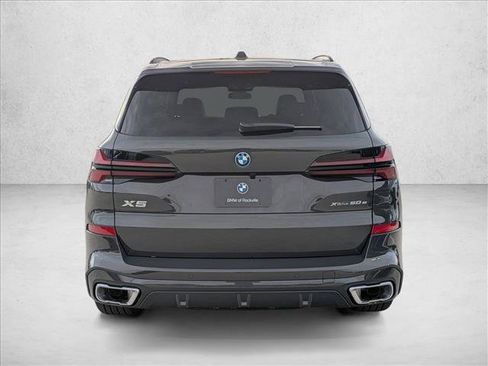 Used 2026 BMW X5 xDrive50e w/ M Sport Package AWD/4WD image 8