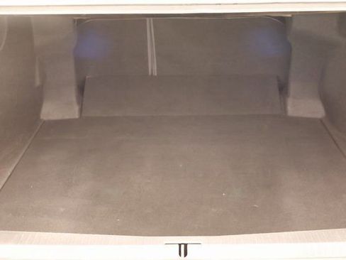 Used 2020 Toyota Avalon Limited image 25