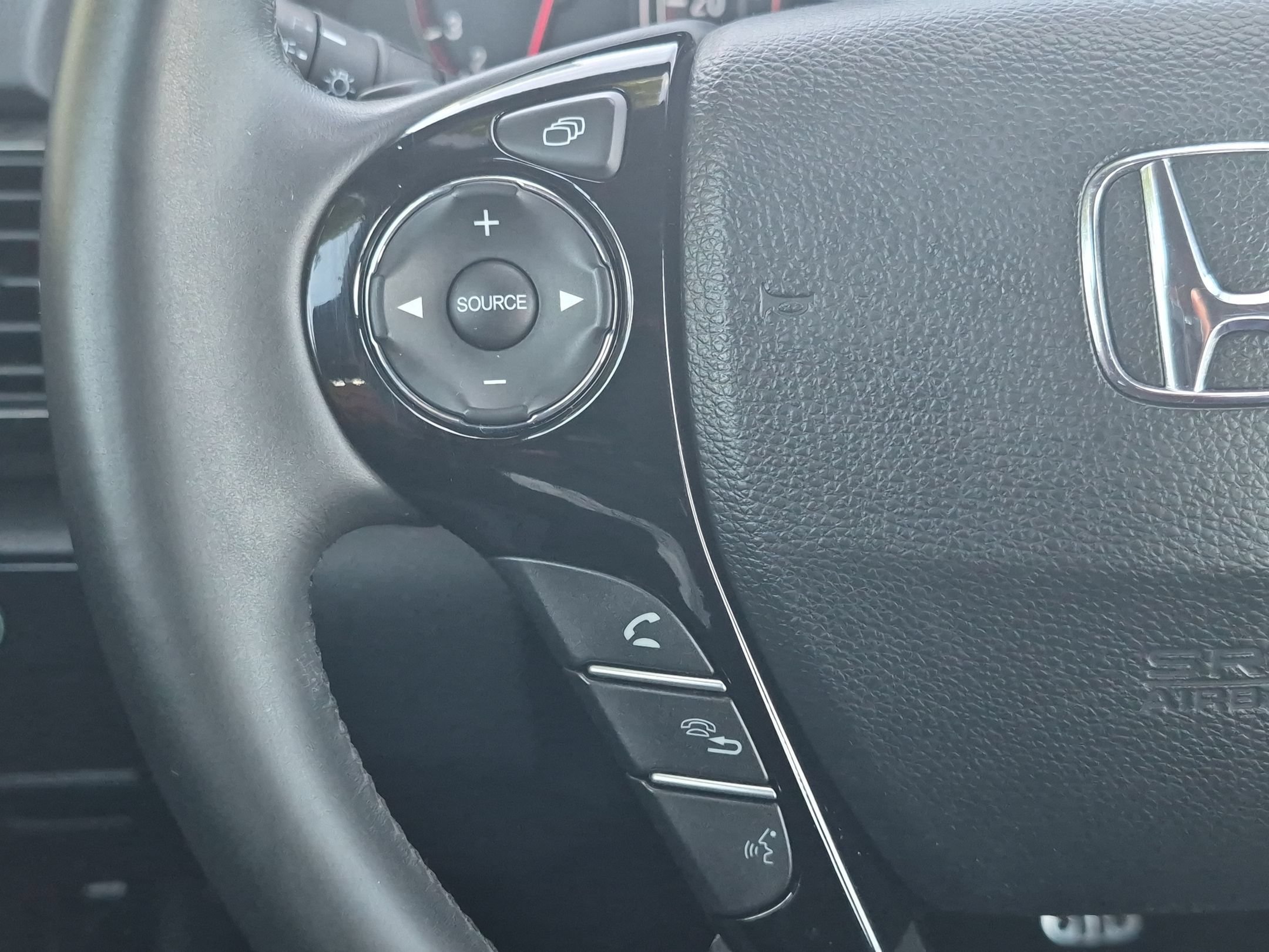 Used 2016 Honda Accord Sport image 15