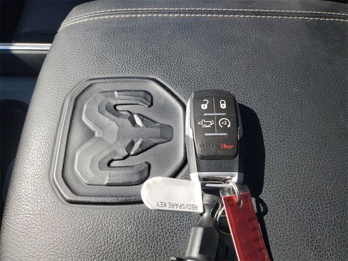 Used 2021 RAM 2500 Laramie image 25