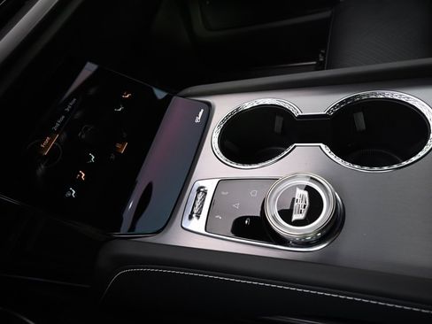 New 2026 Cadillac Vistiq Platinum w/ LPO, Floor Liner Package image 31