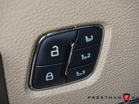 Used 2020 Ford F350 Lariat w/ Lariat Ultimate Package image 28