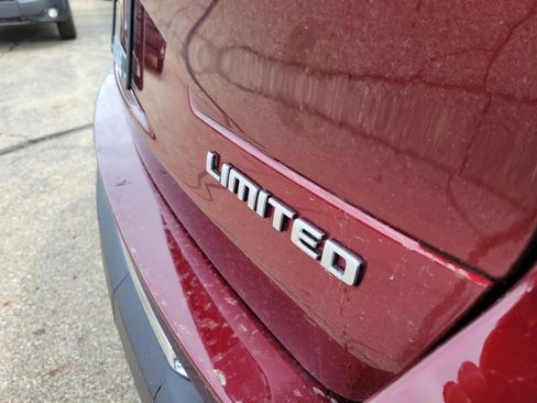 Used 2025 Jeep Grand Cherokee L Limited AWD/4WD image 27