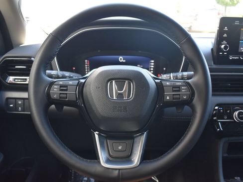 Used 2025 Honda Pilot Elite image 9