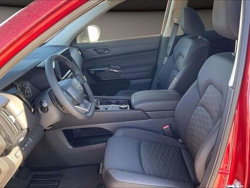 New 2026 Nissan Pathfinder SV image 7