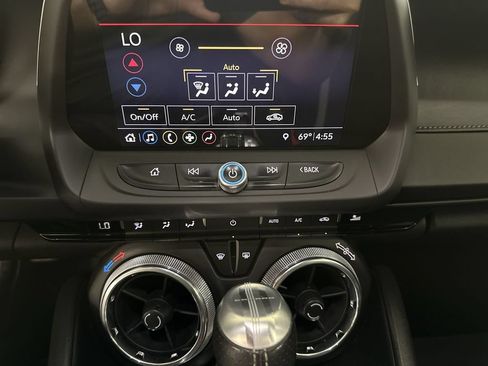 Used 2019 Chevrolet Camaro SS RWD image 38