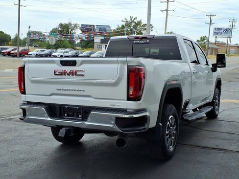Used 2021 GMC Sierra 2500 SLT w/ SLT Premium Package RWD image 4