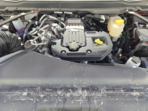 New 2026 RAM 2500 Laramie w/ Sport Appearance Package AWD/4WD image 24